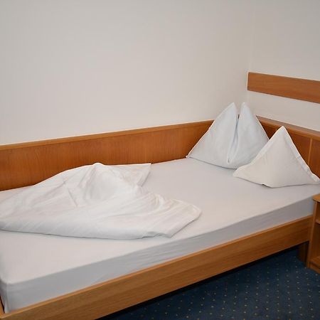 Hotel Oehlerhof Lagundo Esterno foto